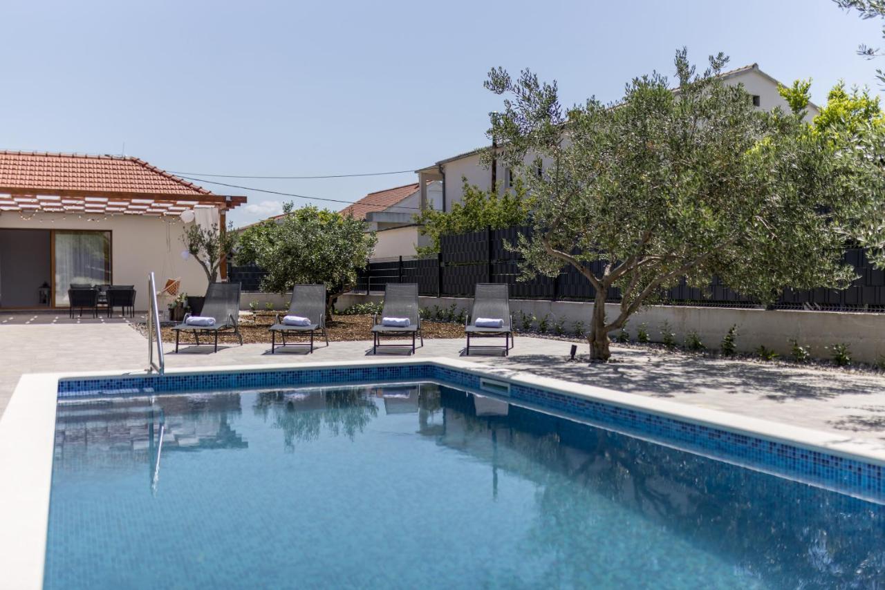 Villa Mamma Mia Kastela Exterior photo